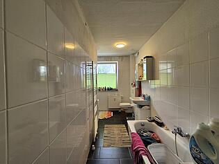 Badezimmer EG